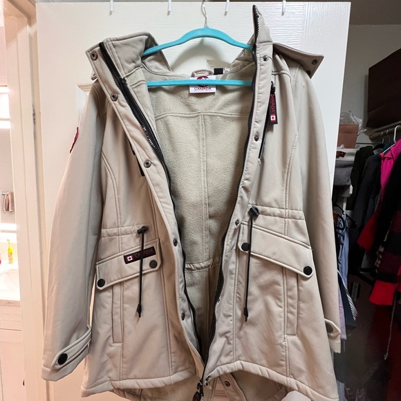 Jackets & Blazers - New Women Beige Jacket.